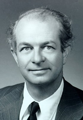 Linus Pauling, studioso delle proprietà della vitamina C